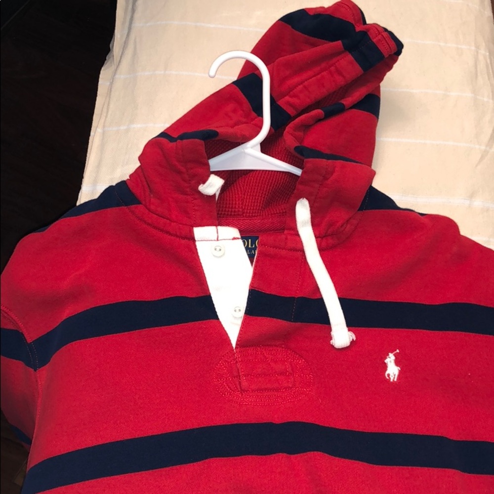 Ralph Lauren sweatshirt with hood